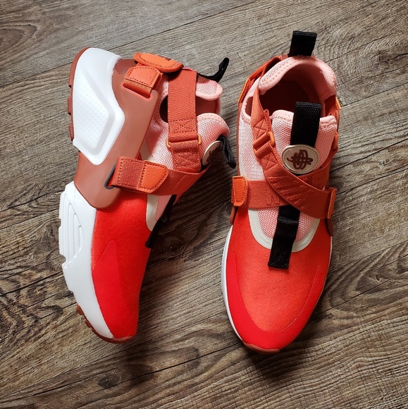 NEW Nike Huarache City - Picture 5 of 8